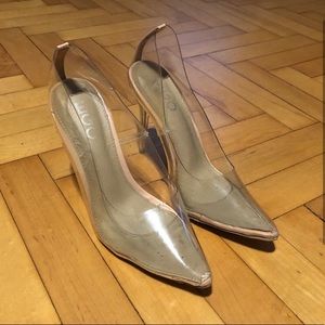 💜5/$15💜 REPOSH EGO clear nude pumps